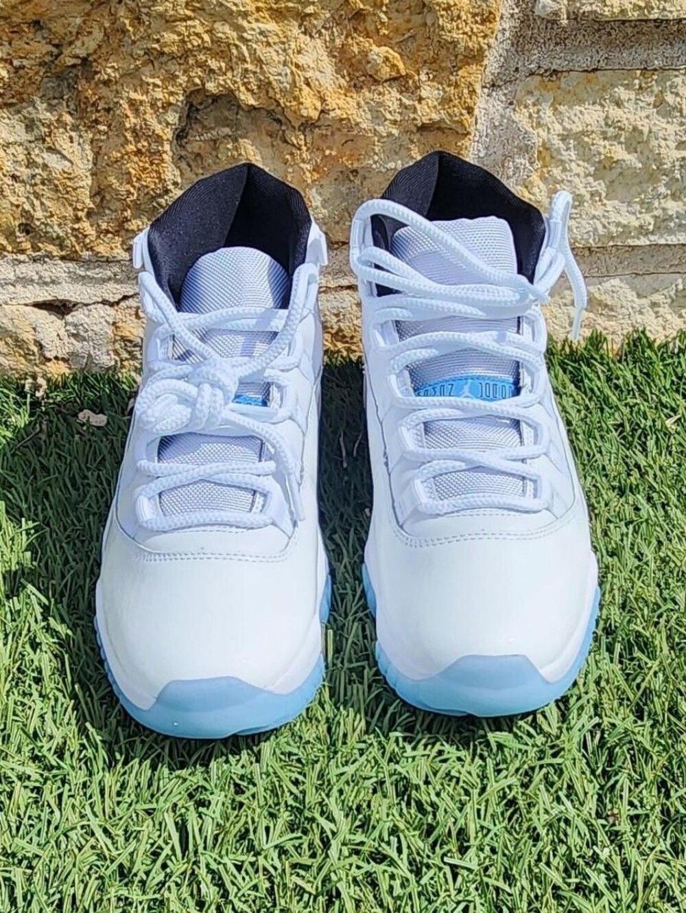 Air Jordan Retro 11 "Legend Blues"with Light Blue Icy Outsole